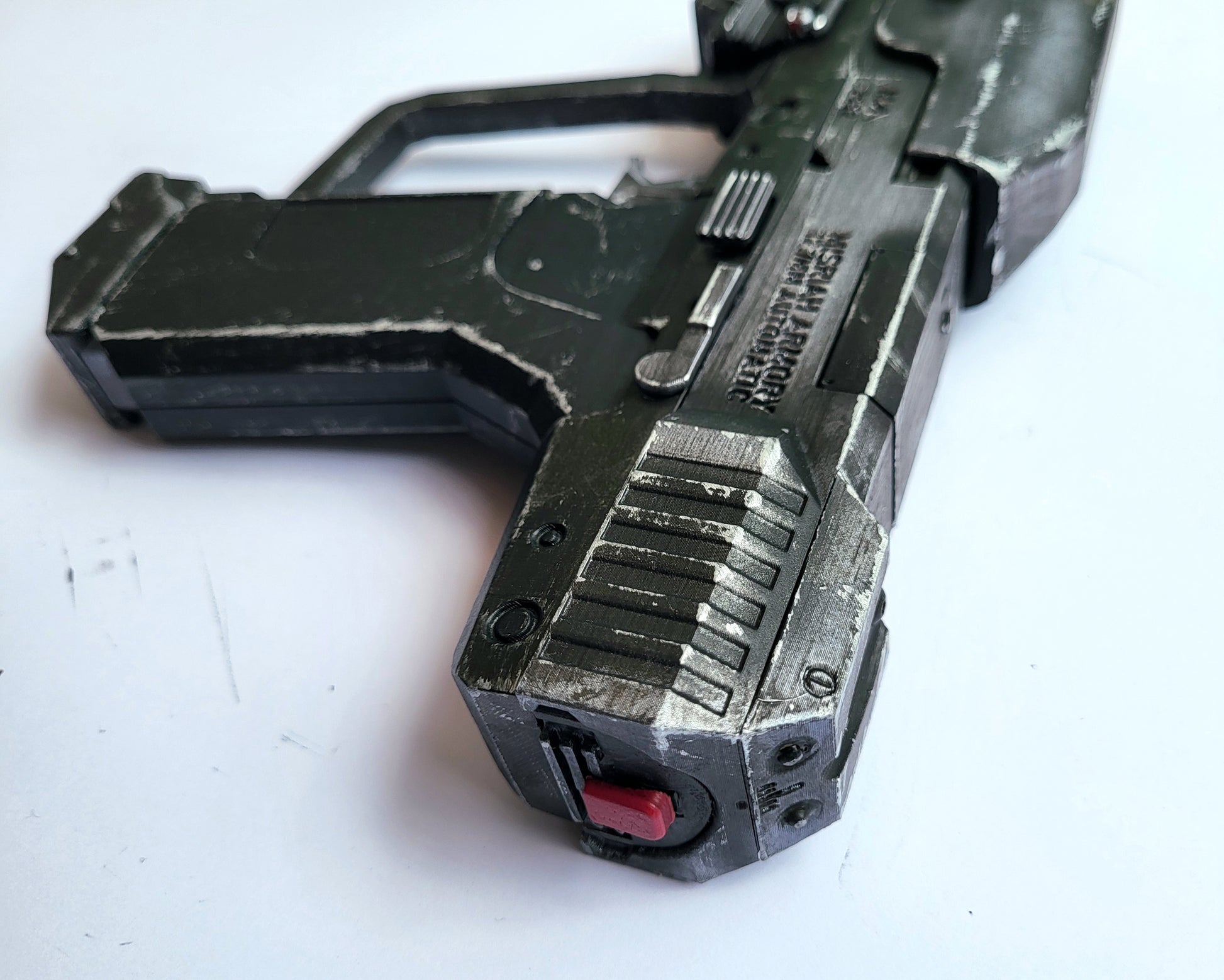 Halo Reach M6 Magnum - MOVING PARTS, ILLUMINATION!
