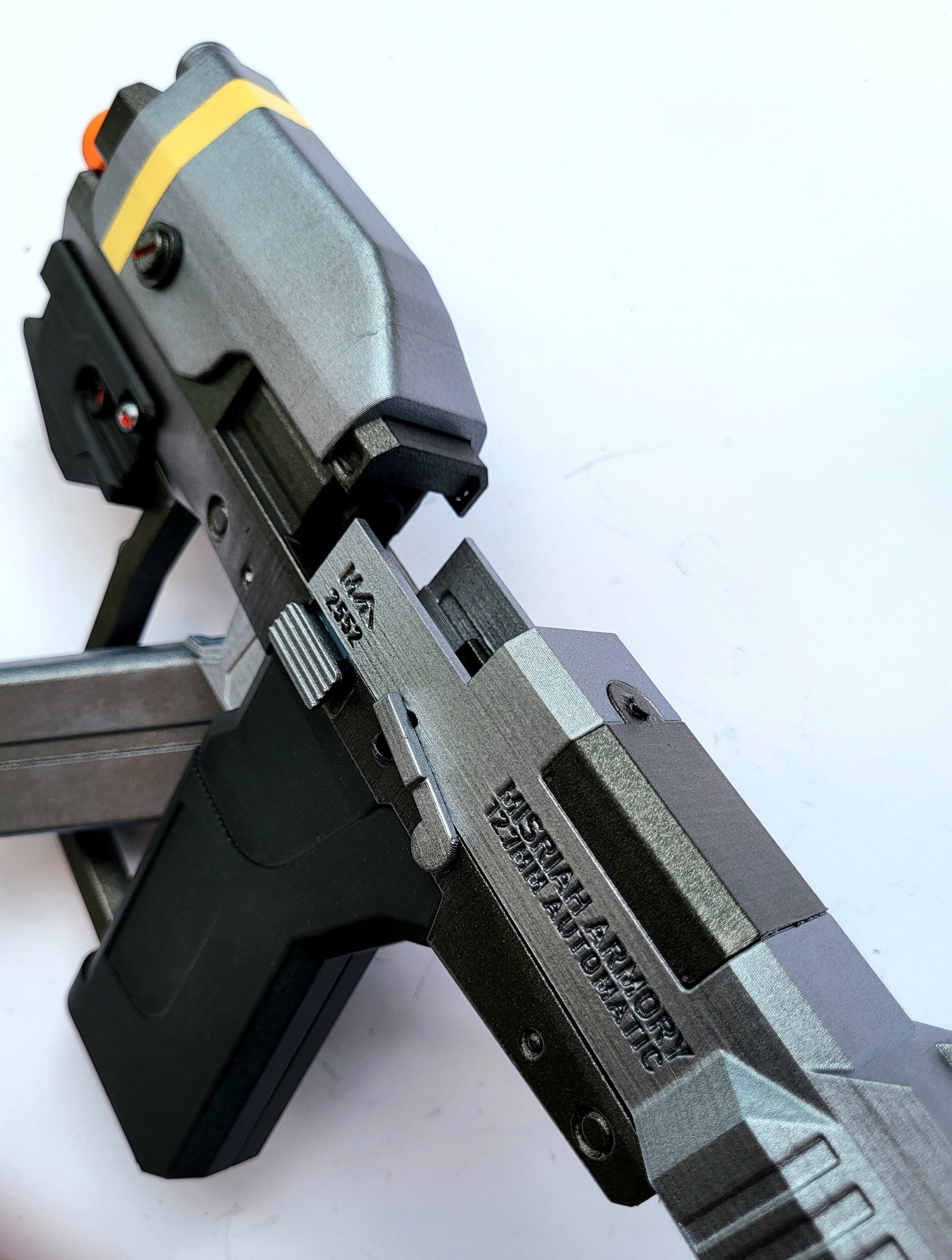 Halo Reach M6 Magnum - MOVING PARTS, ILLUMINATION!
