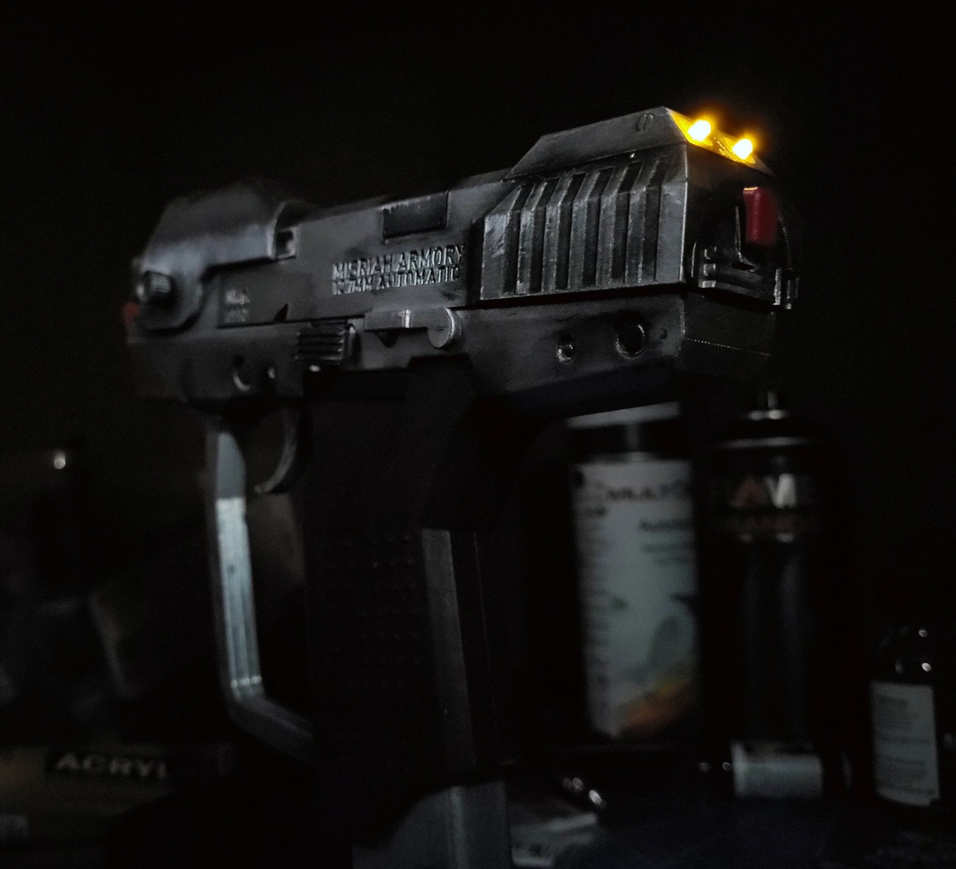 Iconic Halo M6 Magnum Replica - MOVING PARTS, ILLUMINATION!